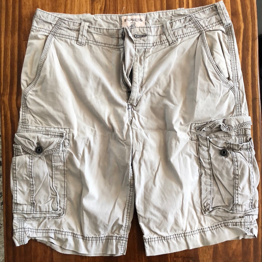 EXPRESS Cargo Shorts